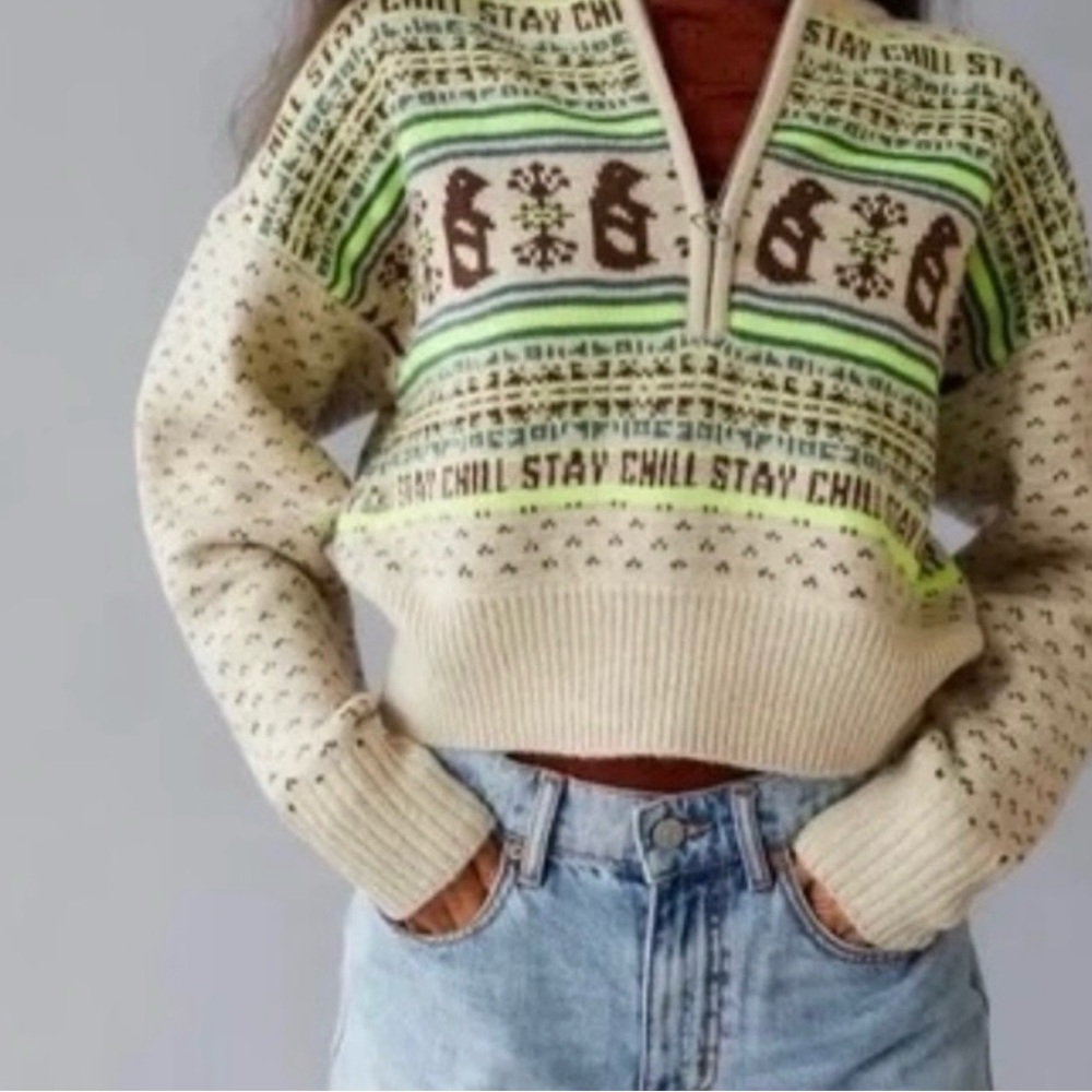 Urban Outfitters BDG Beige and Lime Patterned V-Neck Sweater